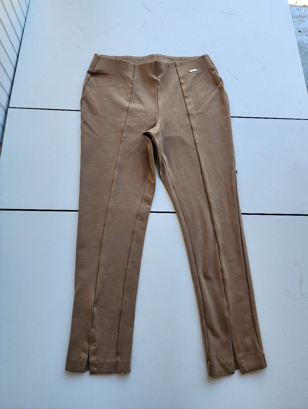 Rafaella Comfort Women's Slit Ankle Pull-On Pants Safari Beige Stretch Sz 6